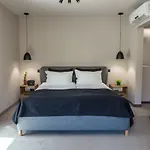 Hotel Reverence Boutique Warna