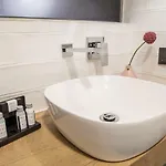 Reverence Boutique Hotel Warna