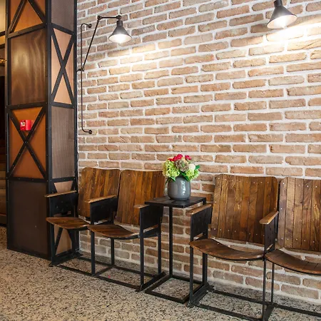 Reverence Boutique فندق 3*