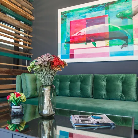 Reverence Boutique فندق 3*