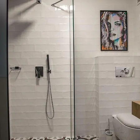 فندق Reverence Boutique فارنا