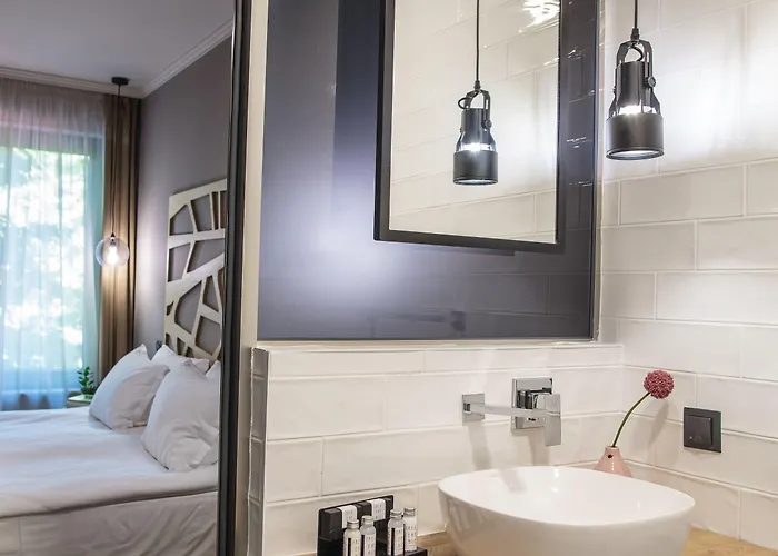 Otel Reverence Boutique