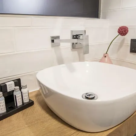 Reverence Boutique Hotel Warna