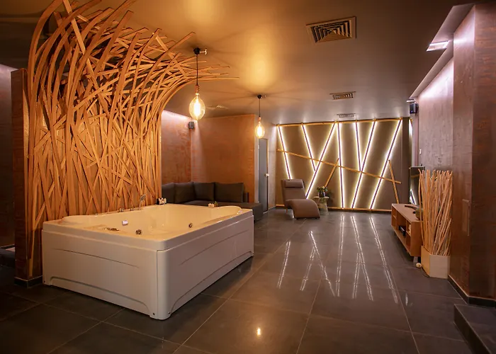 Reverence Boutique Готель