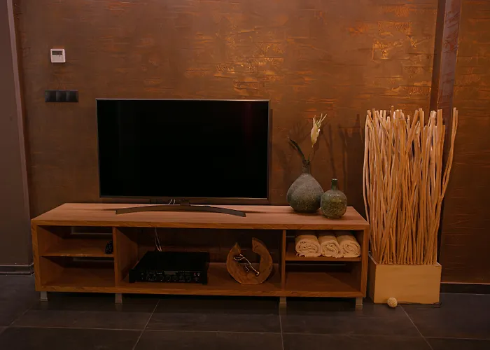 Reverence Boutique 3* Варна