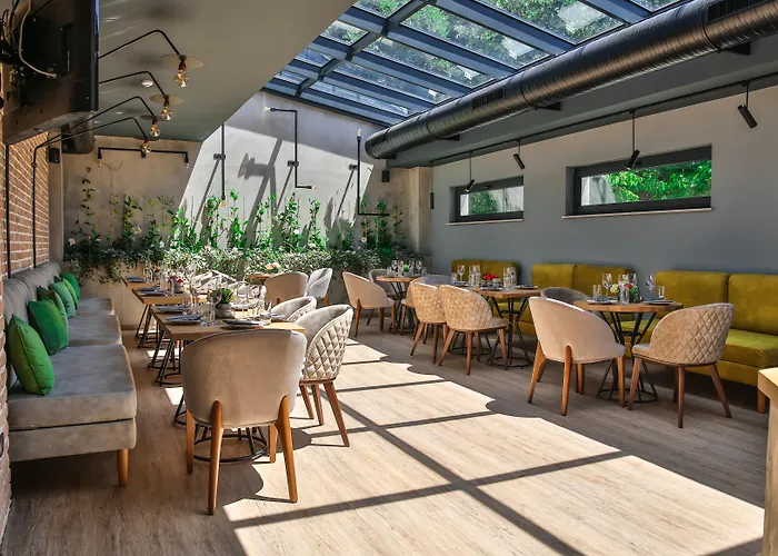 Готель Reverence Boutique 3*