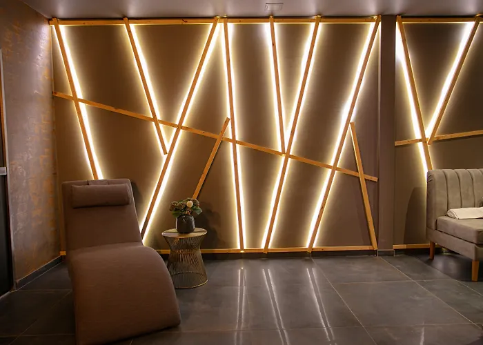 Reverence Boutique Готель