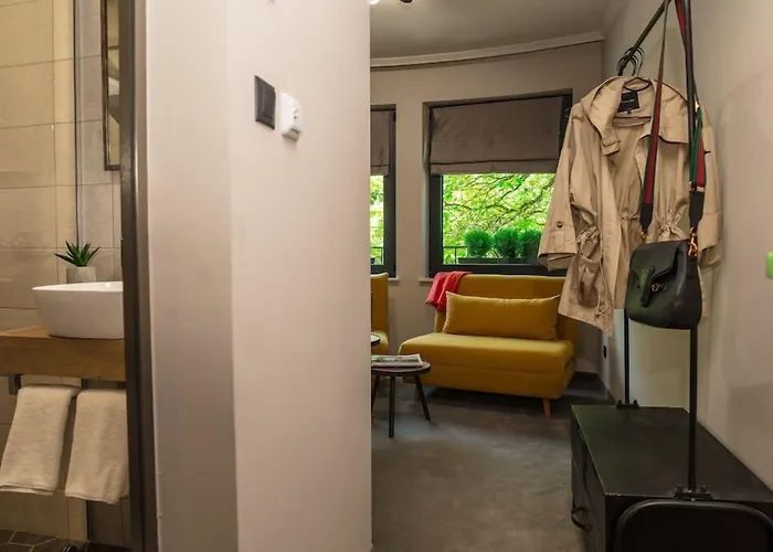 Reverence Boutique 3* Варна