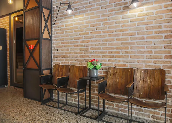 Reverence Boutique 3* Варна