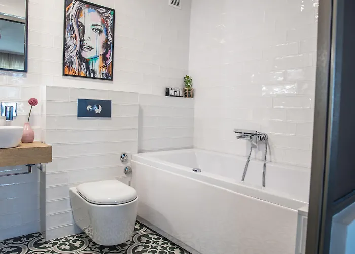 Reverence Boutique 3* Варна