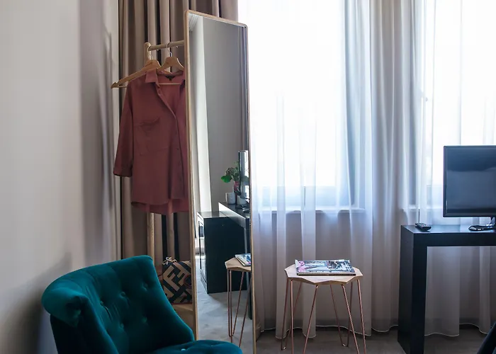 Reverence Boutique Готель Варна